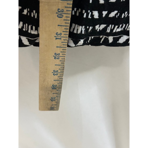 Bisou Bisou Michele Bohbot Black White Geometric Maxi‎ Skirt - Size M - Picture 2 of 4